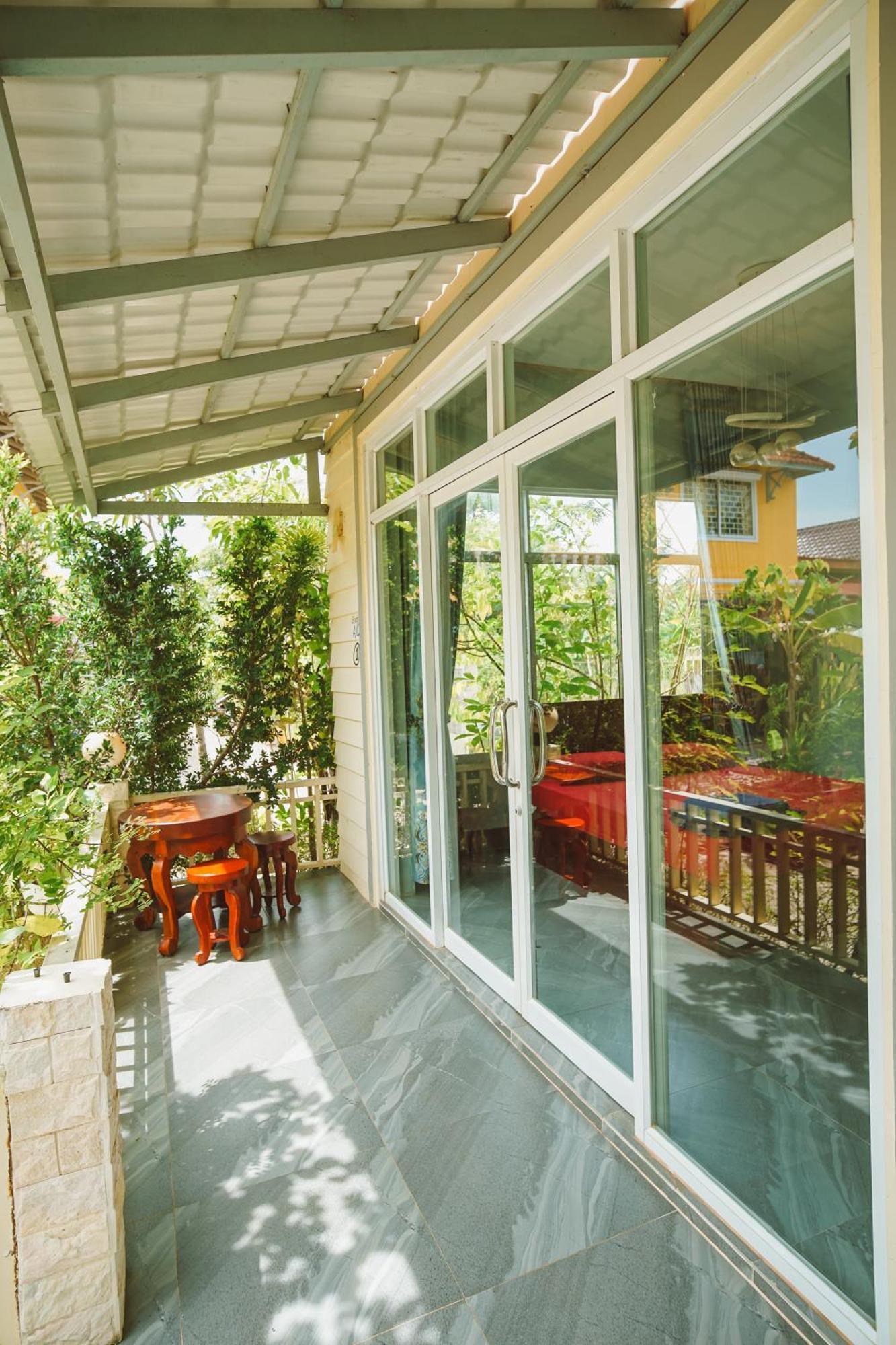 Yellow Star Hostel Kampot Luaran gambar